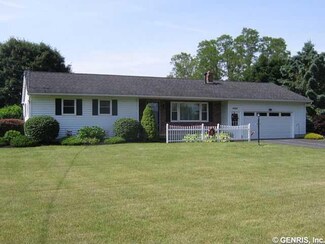 4960 Tellier Rd, Newark, NY 14513