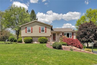 21 Pheasant Run Dr, Export, PA 15632