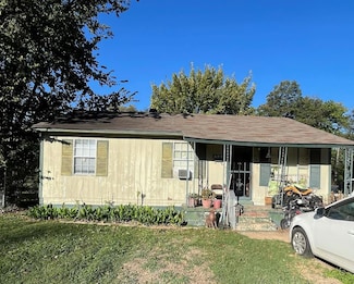 523 S 17th St, West Memphis, AR 72301