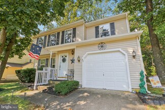 82 Rosalind Cir, Sicklerville, NJ 08081
