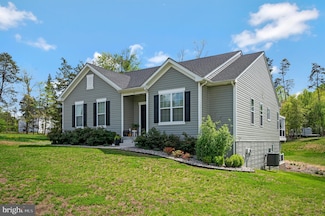 21 Walnut Grove Dr, Fredericksburg, VA 22406