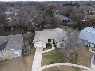 922 Green Park St, San Antonio, TX 78227