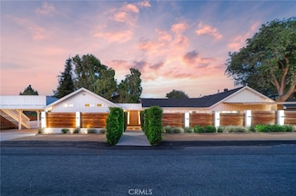 26110 Governor Ave, Los Angeles, CA 90710