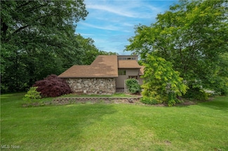 3355 Waterford Rd, New Waterford, OH 44445