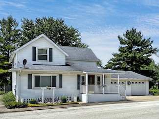 801 Saint Charles St, Beaverville, IL 60912