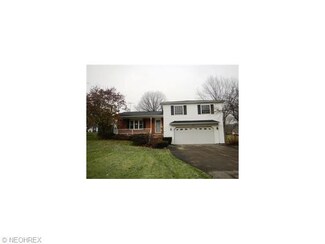 7349 Northview Dr, Brookfield, OH 44403