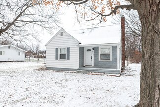 2704 W Holmes Rd, Lansing, MI 48911