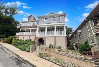 28 Pearl St, Staten Island, NY 10304