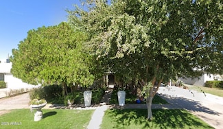3230 E Sheridan St, Phoenix, AZ 85008