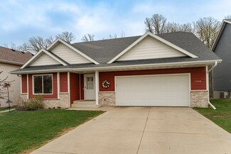 1058 Falcon Rd SE, Rochester, MN 55904