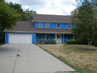 1216 Lehnertz Cir, Aurora, IL 60505