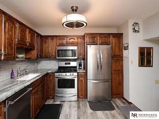 2301 Dodge St, Lincoln, NE 68521