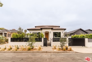 1830 Hi Point St, Los Angeles, CA 90035