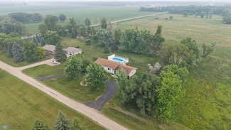 613 77th Ave NW, Moorhead, MN 56560