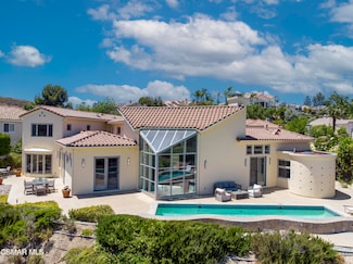 5908 Vista de la Luz, Woodland Hills, CA 91367
