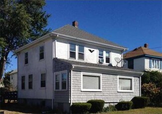 22 Charles St, Quincy, MA 02169