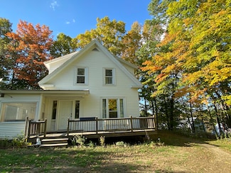 11 Turner Ave, Skowhegan, ME 04976