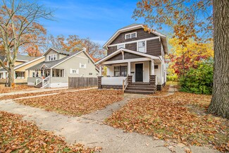 1896 Jefferson St, Muskegon, MI 49441