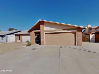 10044 W Highland Ave, Phoenix, AZ 85037