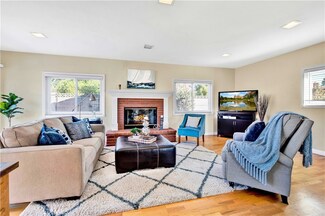 8881 Universe Ave, Westminster, CA 92683