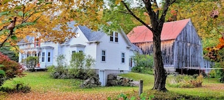 17 Old Jaffrey Rd, Peterborough, NH 03458