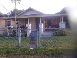 2148 NW 64th St, Miami, FL 33147
