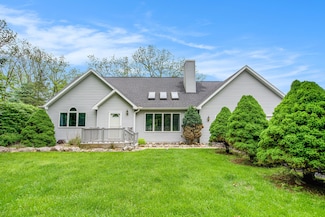 7512 Trophy Ct, Grass Lake, MI 49240