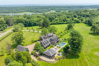 182 Torrey Rd, Wakefield, RI 02879