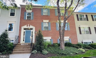 12012 Golf Ridge Ct Unit 374, Fairfax, VA 22033