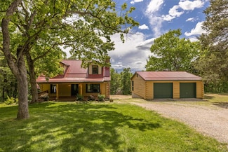 8 Pine Ridge Ln, Eureka, MO 63025