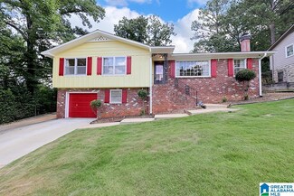 913 Ridgewood Cir, Birmingham, AL 35235