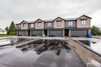 580 N 4th St Unit 4, Ashton, ID 83420