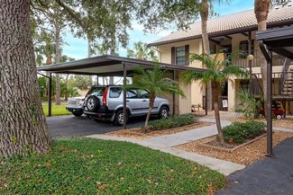 380 Three Lakes Ln Unit L, Venice, FL 34285