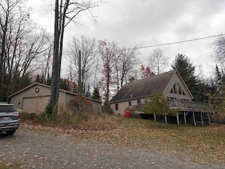 9631 Clewley Rd, Lachine, MI 49753