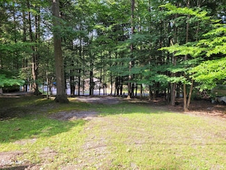 395 Dutch Run Oval W, White Township, PA 16640