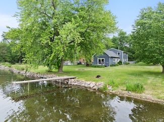 550 N Center St, South Elgin, IL 60177