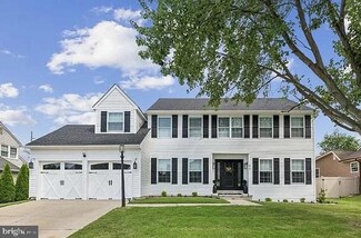 43 Spring Mill Dr, Sewell, NJ 08080
