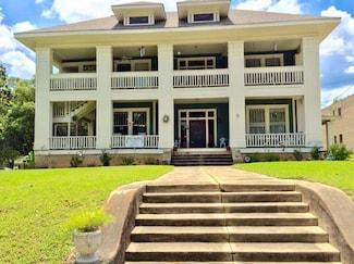 1002 S Day St Unit 1, Brenham, TX 77833