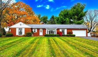 1537 Schneider St NW, North Canton, OH 44720