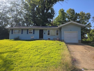 5 Bayview Dr, Saint Louis, MO 63135