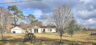 2025 Shanks Rd, Angleton, TX 77515