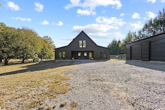 430 Washburn Rd N, Bells, TX 75414