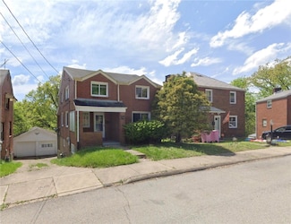 560 Wylie Ave, Clairton, PA 15025