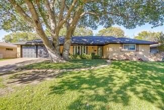 3624 Winifred Dr, Fort Worth, TX 76133