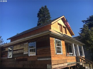 3508 L Place, Seaview, WA 98644