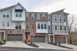 102 Blossom View Dr, Loveland, OH 45140