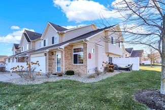 5933 Marina View Dr, Indianapolis, IN 46237