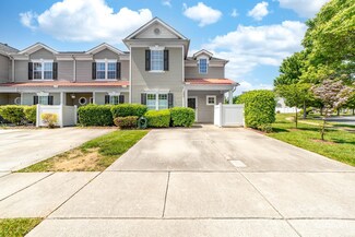 1006 Phil Oneil Dr, Charlotte, NC 28215