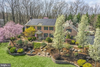 22 Fawn Dr, Reading, PA 19607