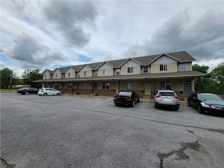 186 Fair St, Centerton, AR 72719